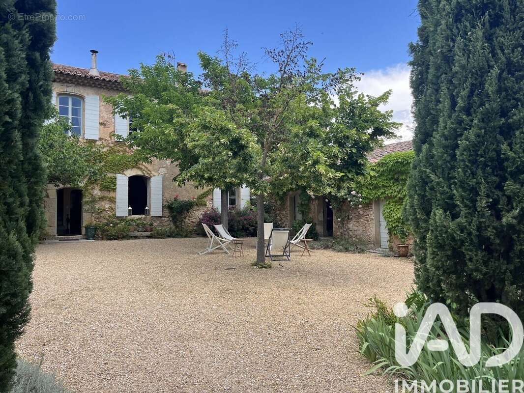 Photo 4 - Maison à SAINT-JULIEN