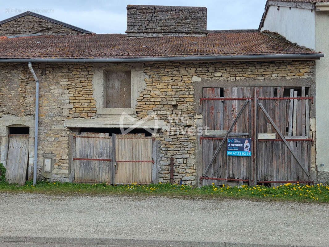 Maison à BILLY-SOUS-MANGIENNES