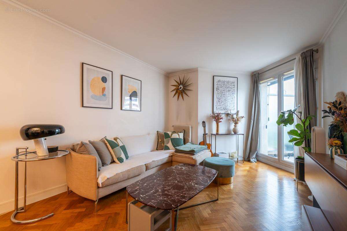 Appartement à ASNIERES-SUR-SEINE