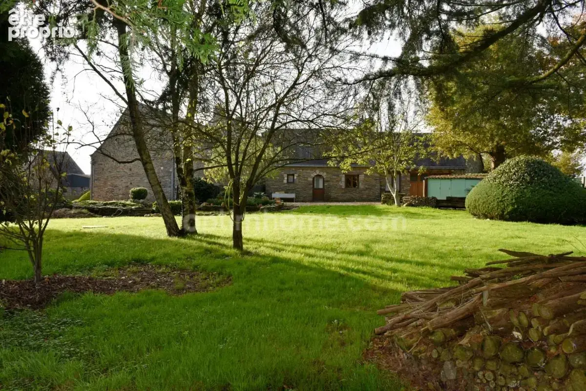 Ensemble immobilier en pierres sur vaste terrain paysagé - photo 21