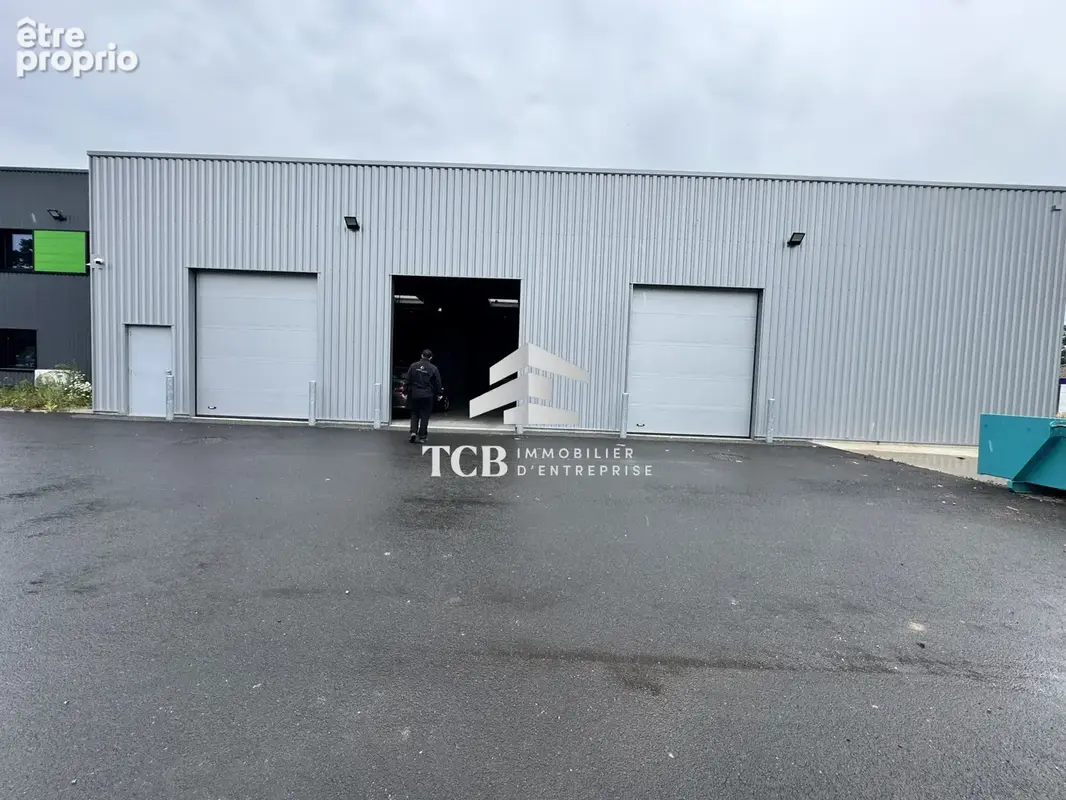 Commerce 690 m² à Geneston  - photo 4