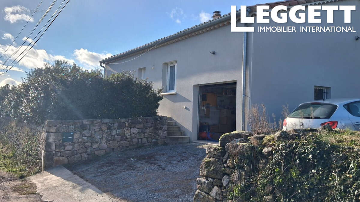 Maison à LABLACHERE