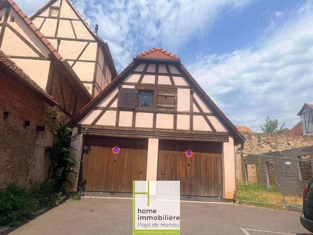 Deux garages double dans batisse indivuelle a fort  potentiel rue du sable - photo 3