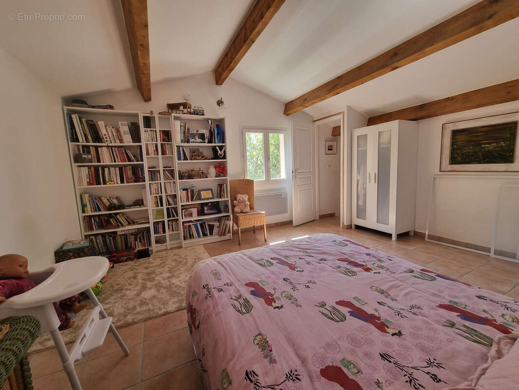 Maison à REGUSSE