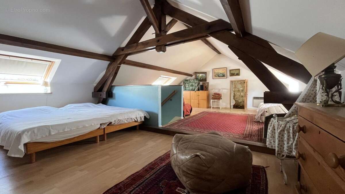 Maison à LAROCHEMILLAY