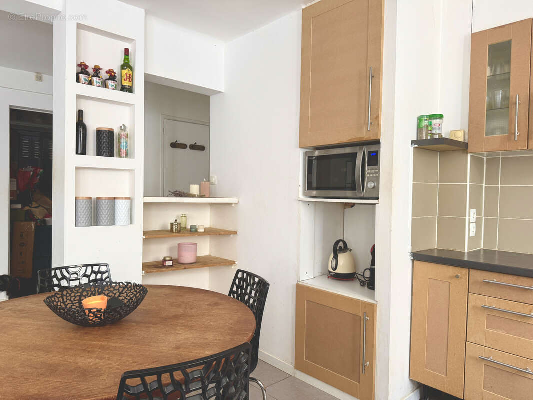 Appartement à MARSEILLE-8E