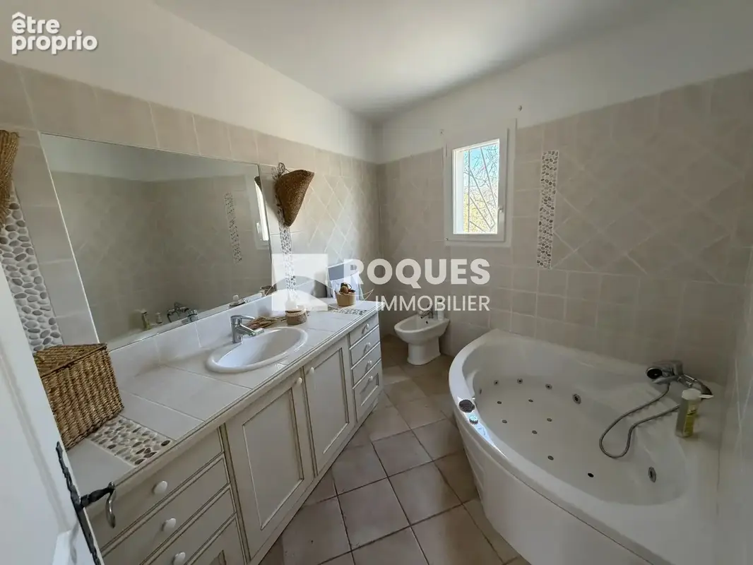 La-Tour-sur-Orb, à vendre villa 3 pièces d'environ 141 m2 sur une parcelle de 1150 m2 - photo 9