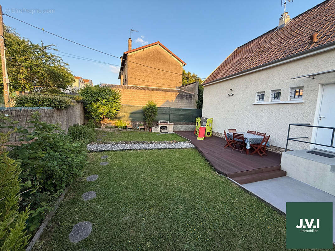 Maison à MONTMORENCY