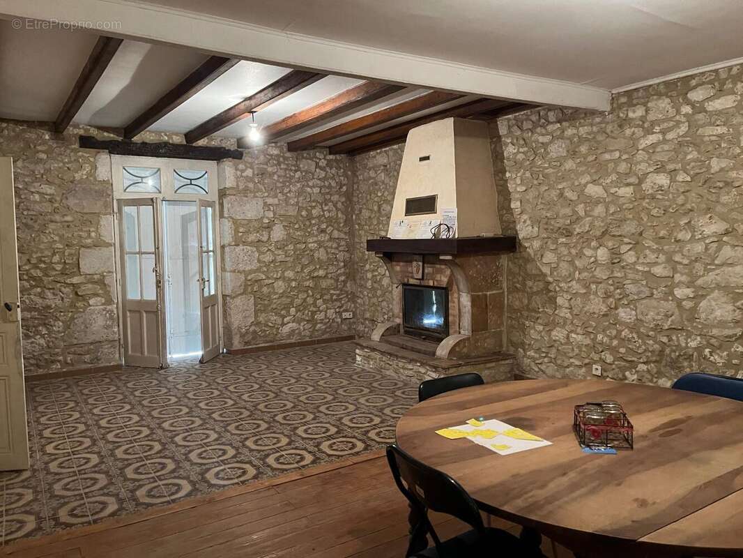 Maison 127 m² à Saint-Perdoux  - photo 8