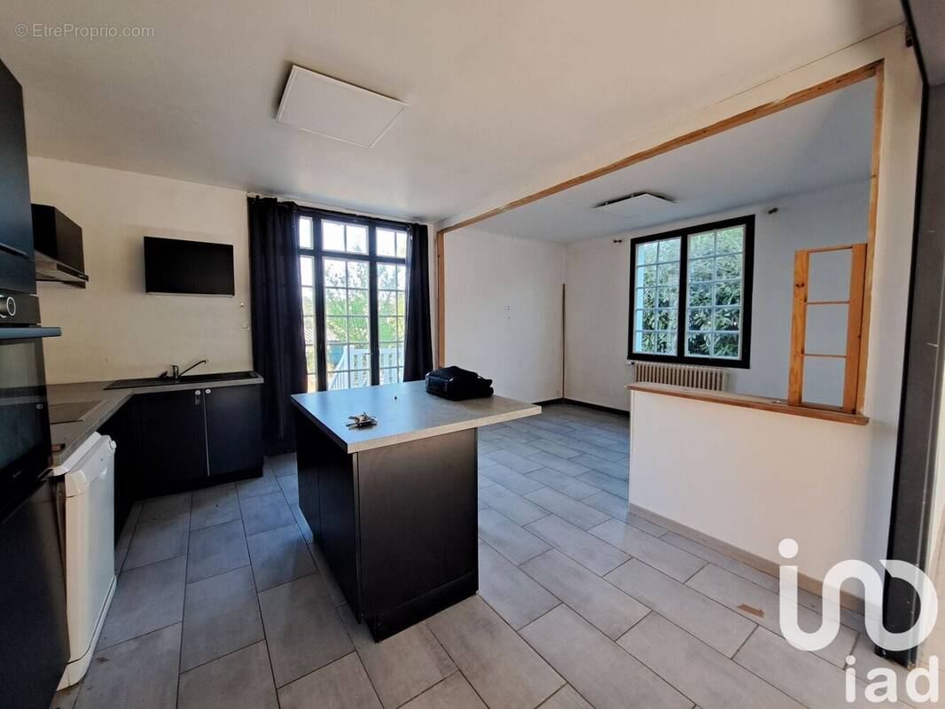 Photo 1 - Maison à SAINT-JEAN-DE-THOUARS