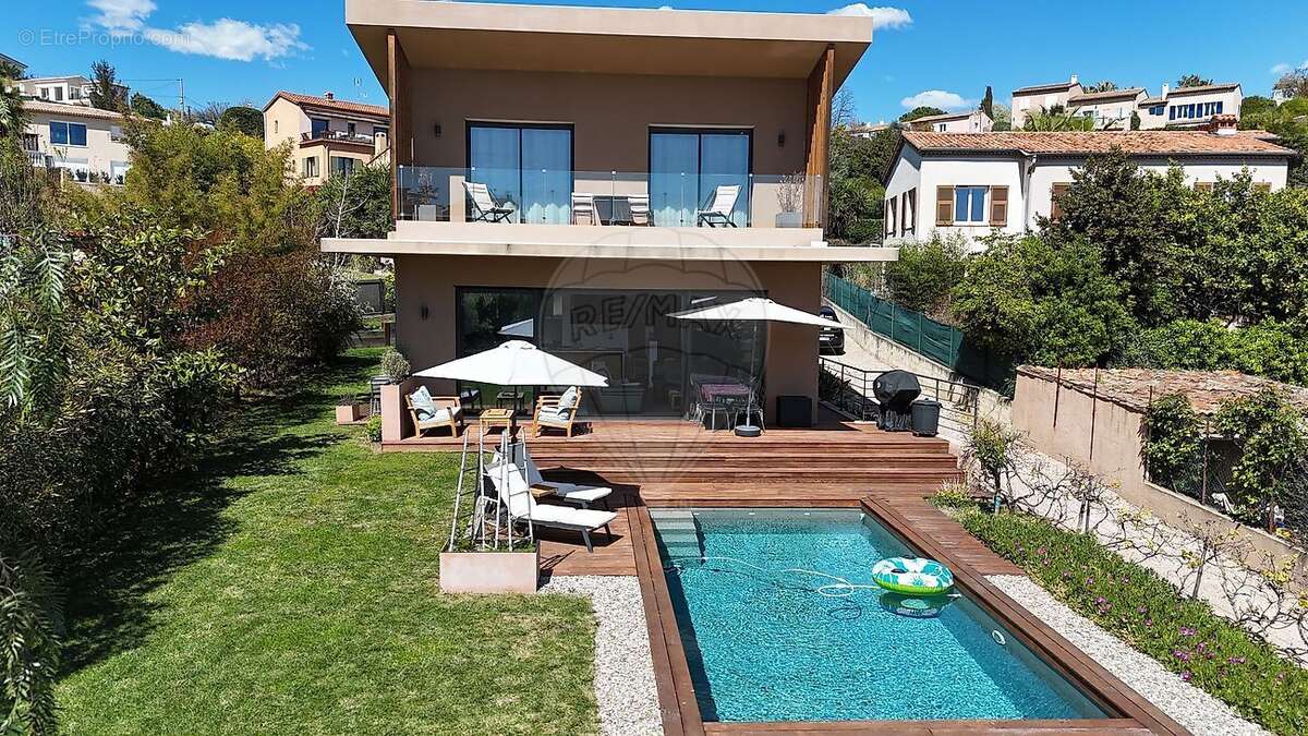 Maison à CAGNES-SUR-MER