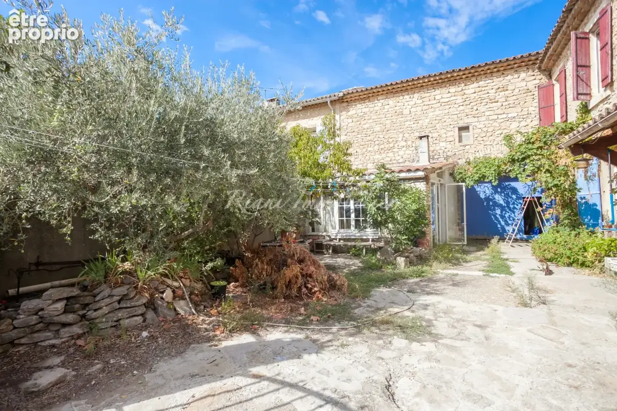 Appartement 3 pièces 106 m² à vendre à Robion (84440) - photo 4