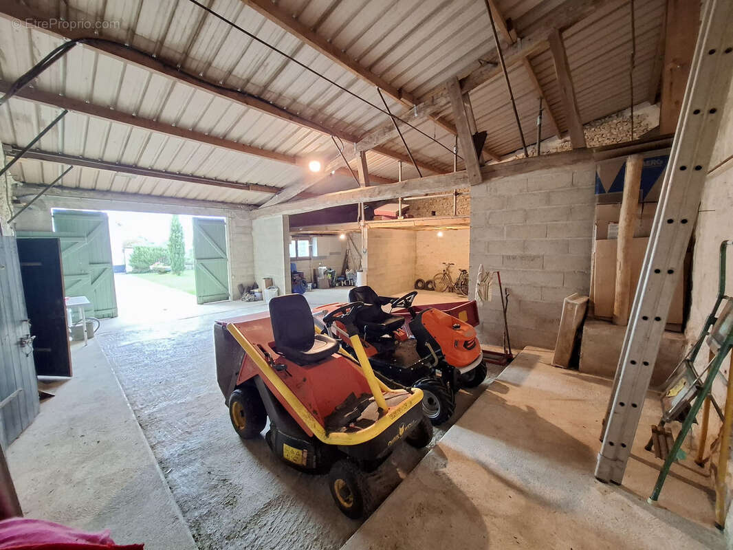 Maison à MONTMIRAIL