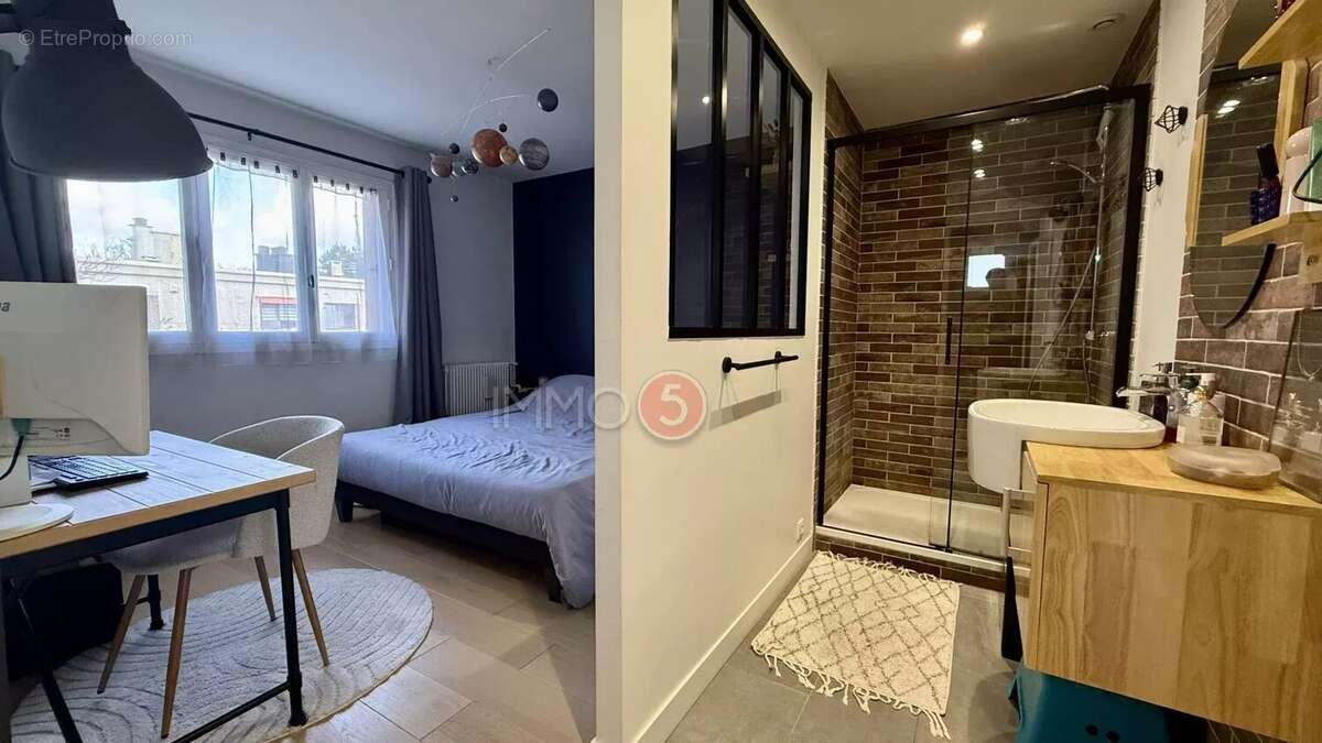 Appartement à LE RAINCY