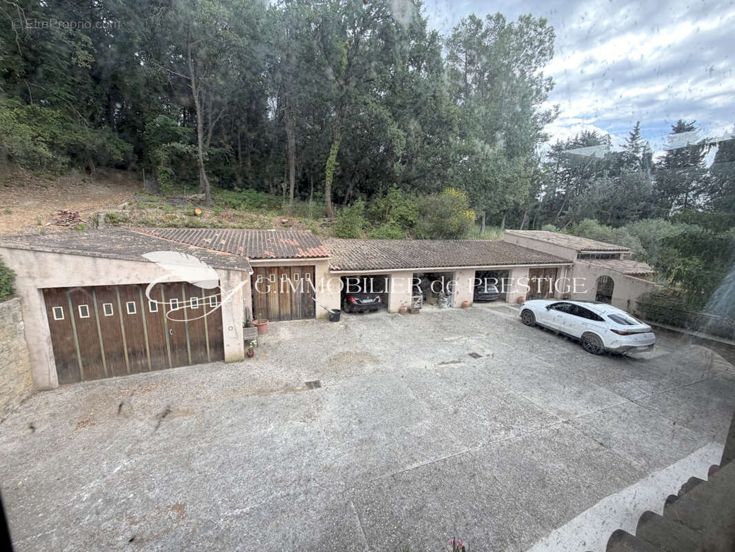 Maison à LORIOL-DU-COMTAT
