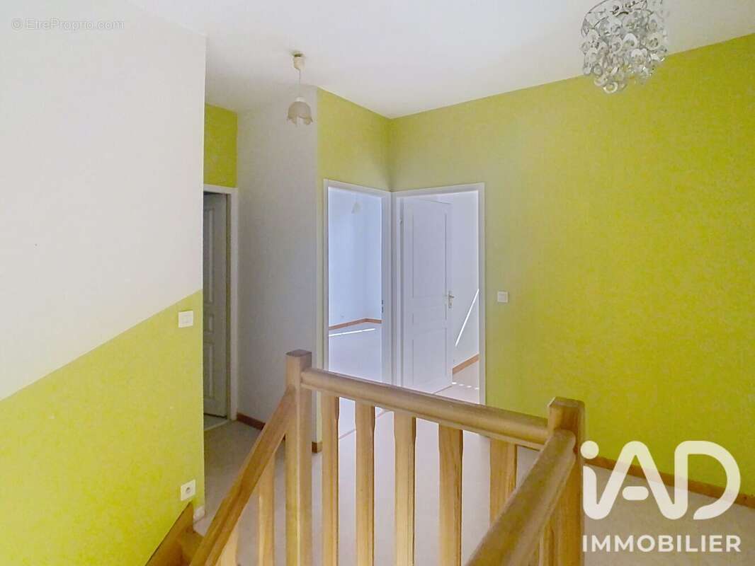 Appartement 77 m² à Chateauvillain  - photo 6