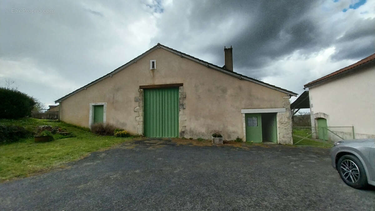 Maison à TOCANE-SAINT-APRE