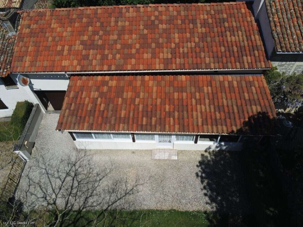 Maison à CHEF-BOUTONNE