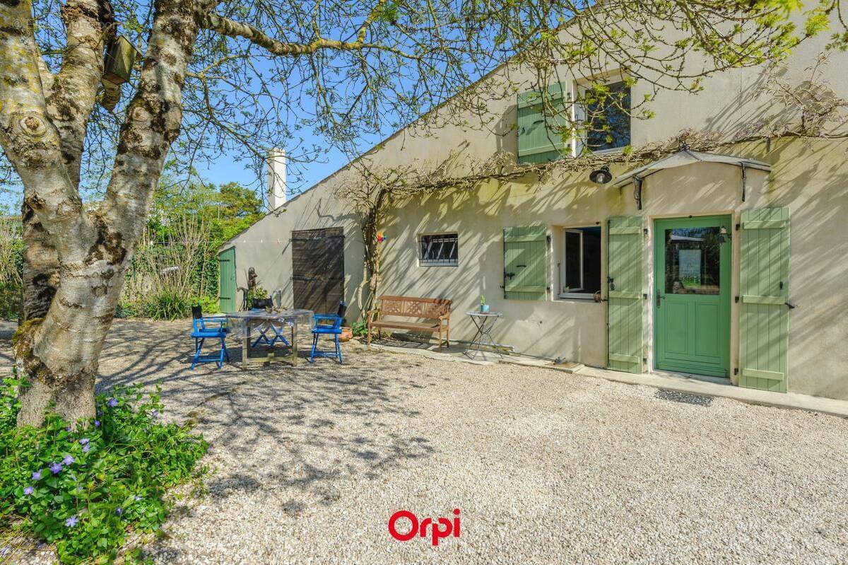 Maison à YVES