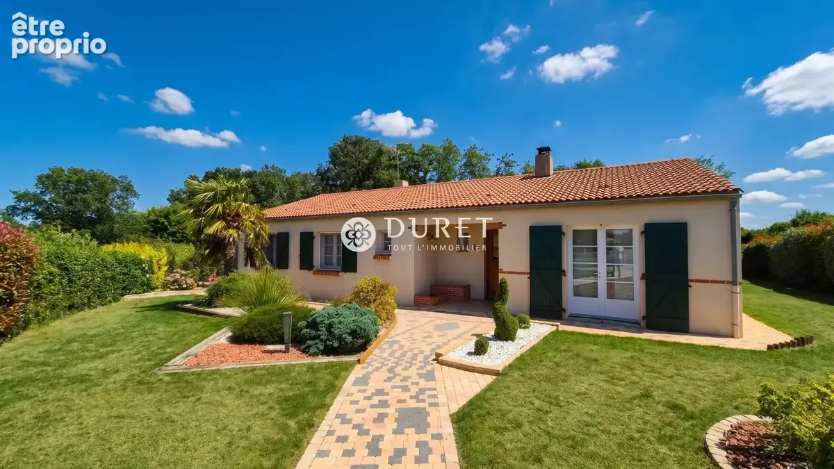 Photo Maison à Saint-Andre-Goule-D'oie au prix de 239 000€