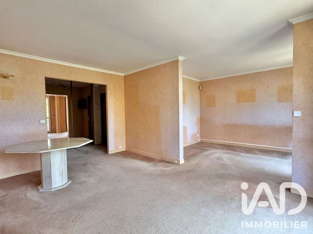 Appartement 80 m² à Chilly-Mazarin  - photo 3