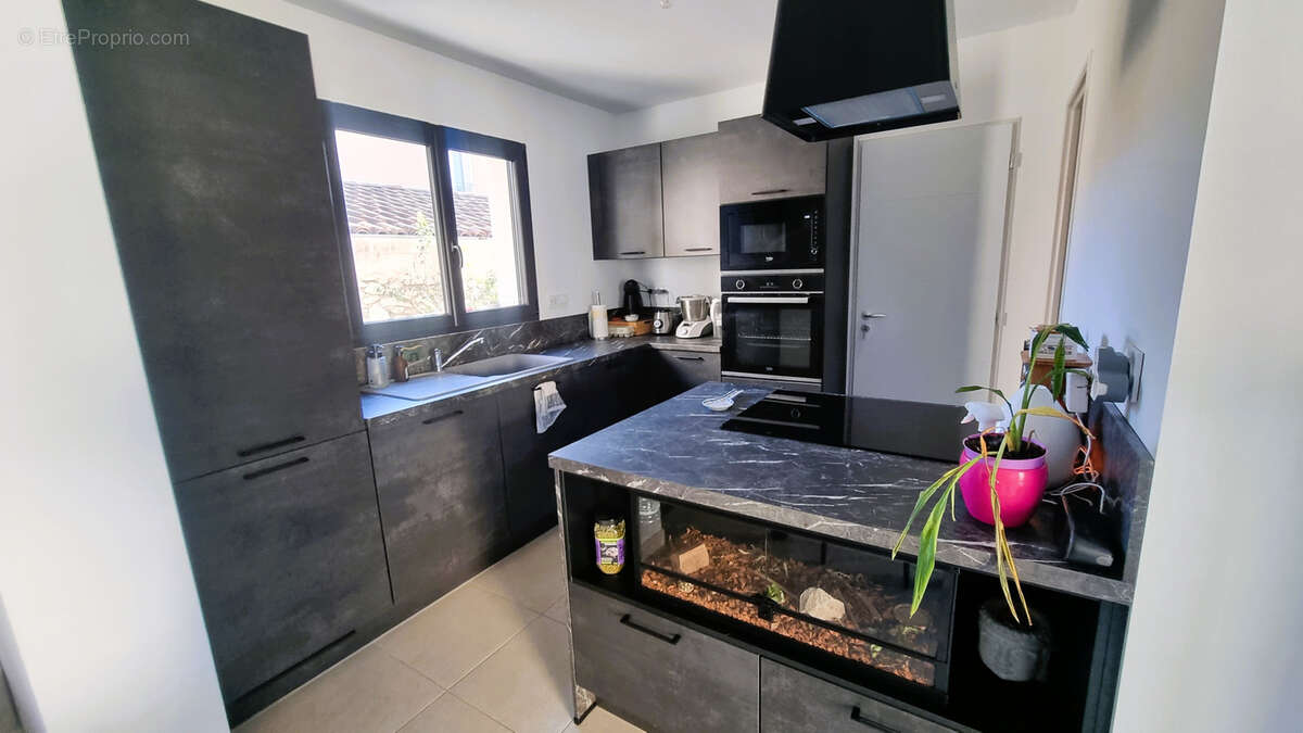 Maison à LA ROUVIERE