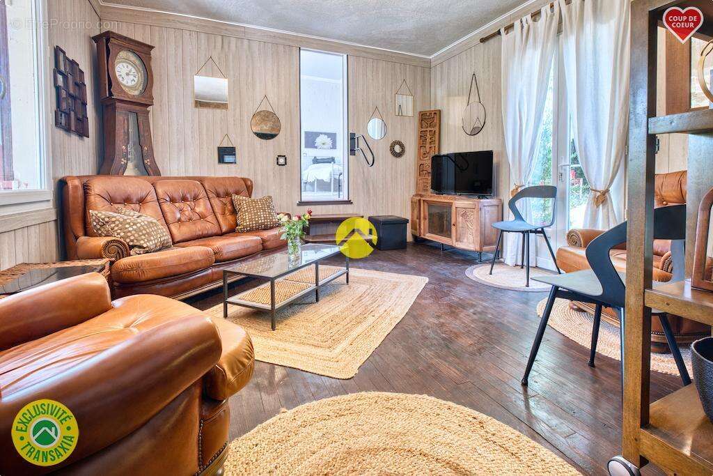 Maison à LES EYZIES-DE-TAYAC-SIREUIL