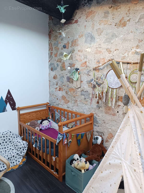 Maison à SAINT-LAURENT-DE-LA-SALANQUE