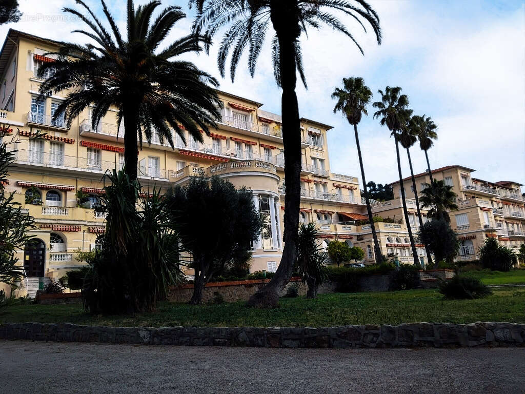 Appartement à HYERES