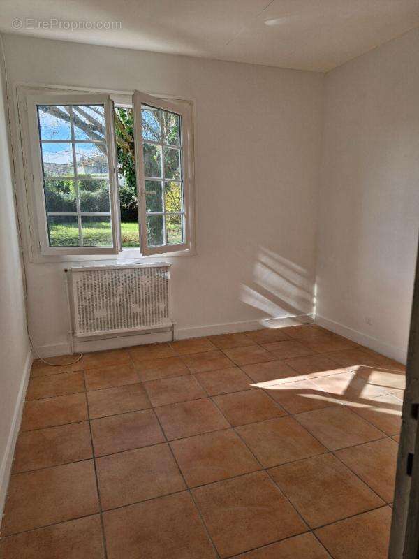 Maison à LE HAILLAN