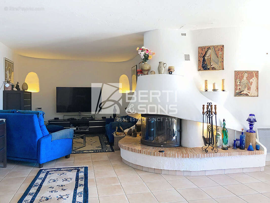 Appartement à THEOULE-SUR-MER