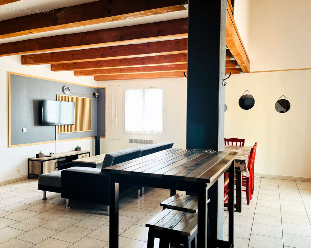 Maison à VALLON-PONT-D'ARC