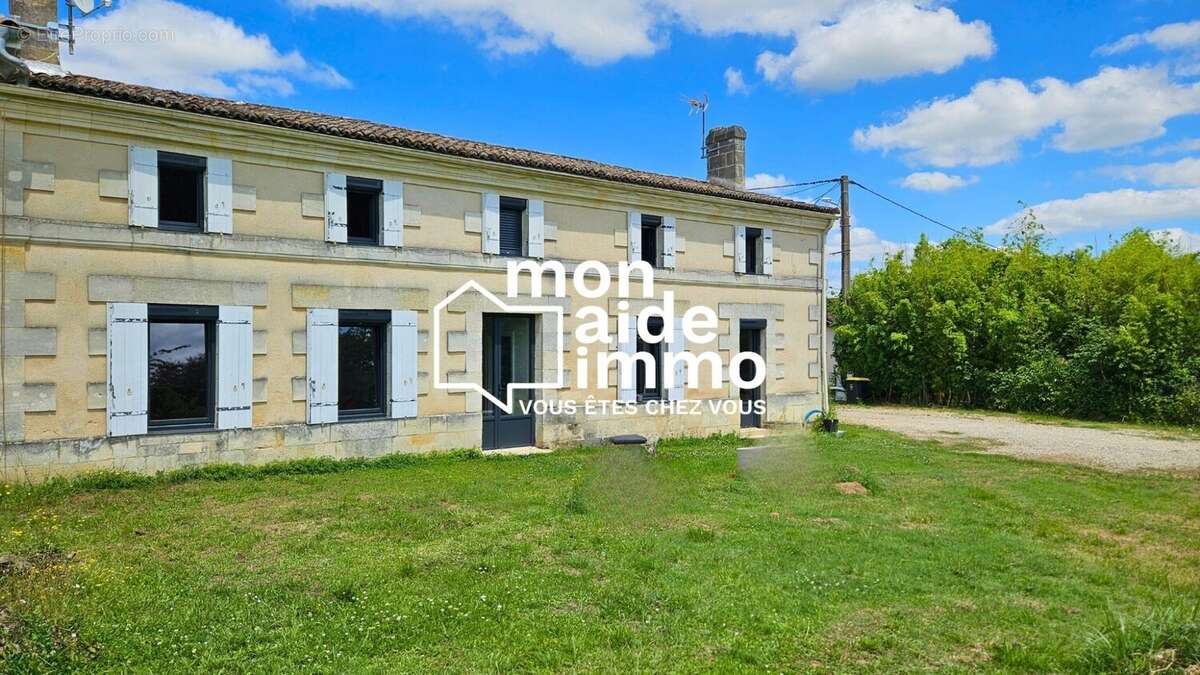 Maison à SAINT-QUENTIN-DE-BARON