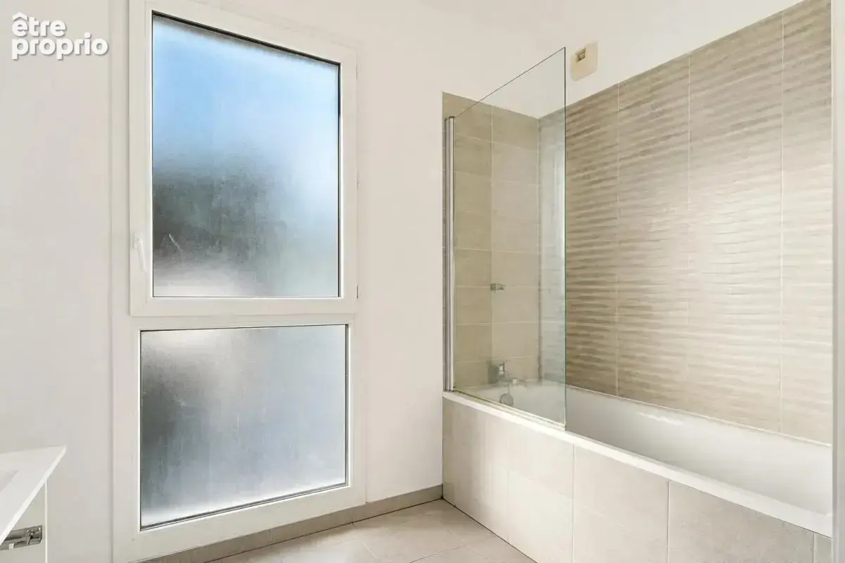 2 minutes du T9 : 3 pièces de 58 m² à Ivry-sur-Seine - photo 11