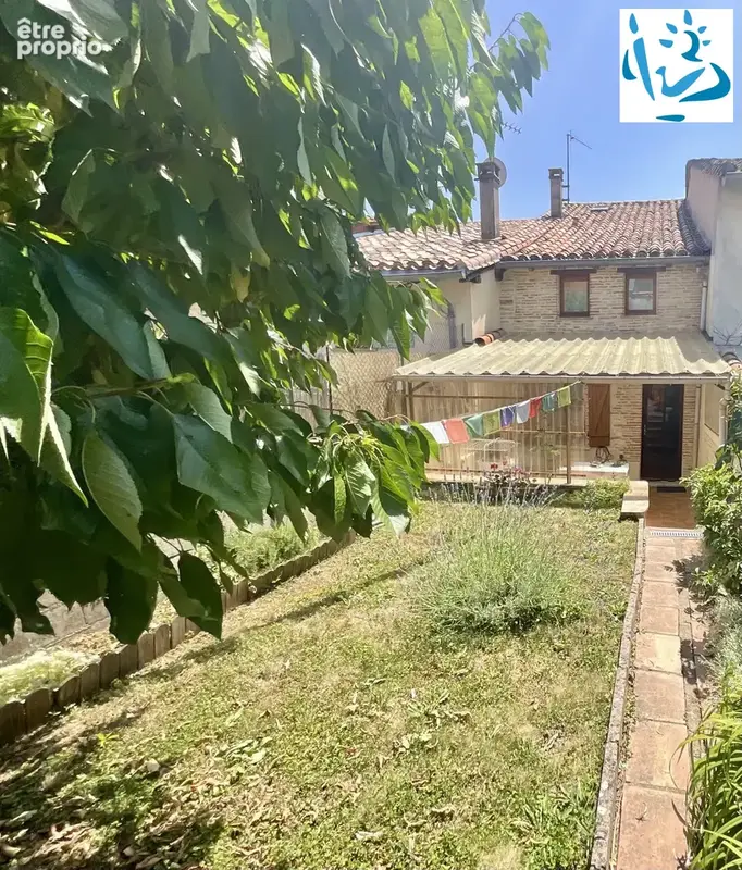 Maison 115 m² à Beaumont-De-Lomagne  - photo 1