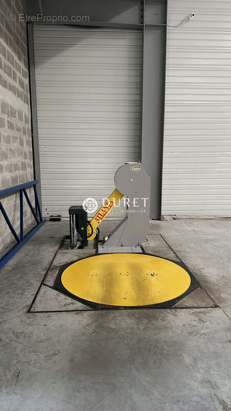 Commerce à LE GIROUARD