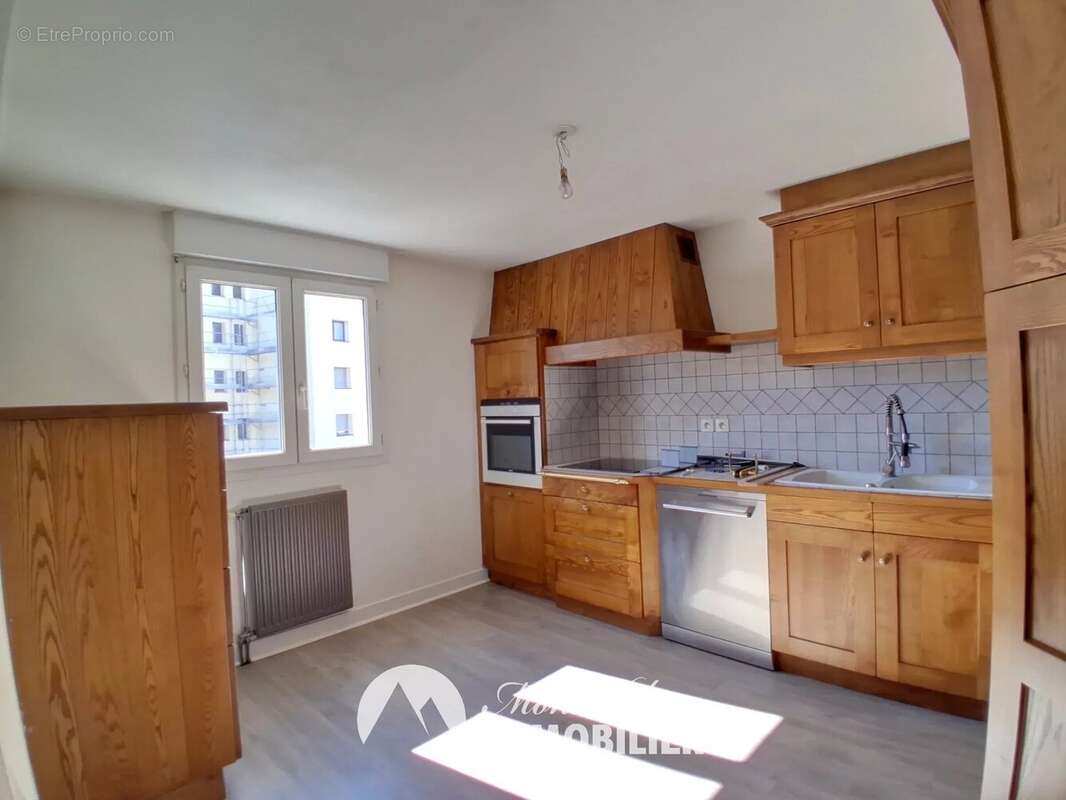 Appartement à SALLANCHES
