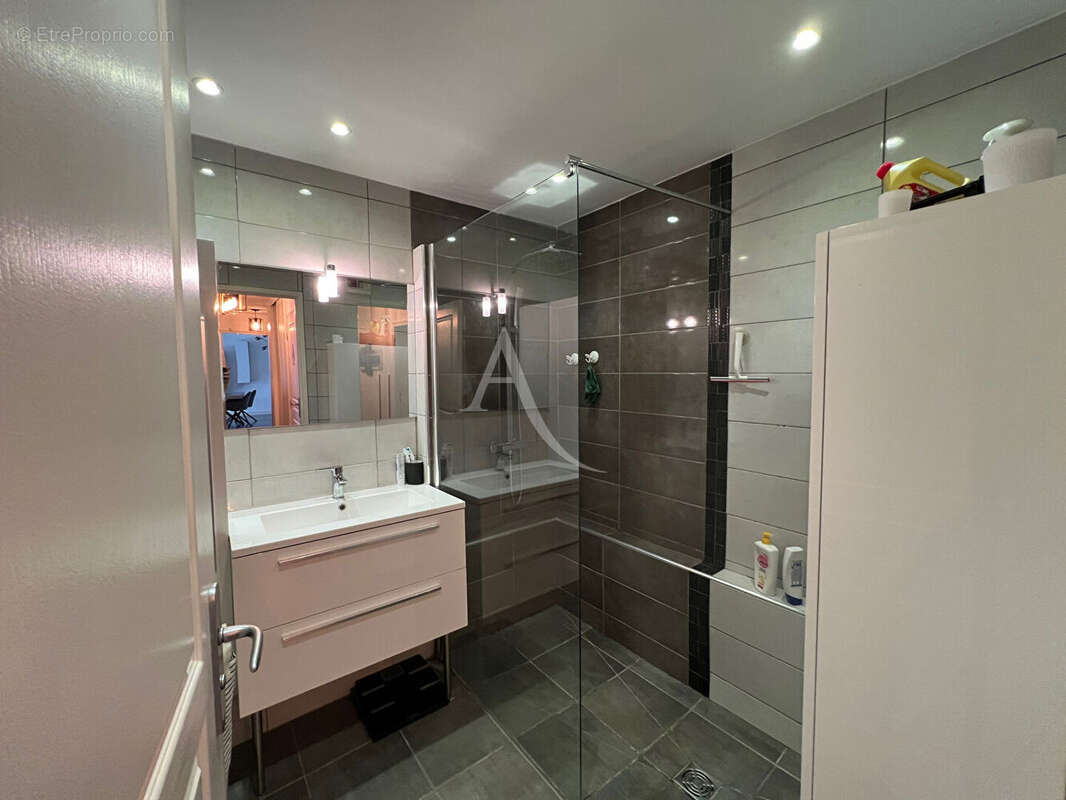 Appartement à CAGNES-SUR-MER