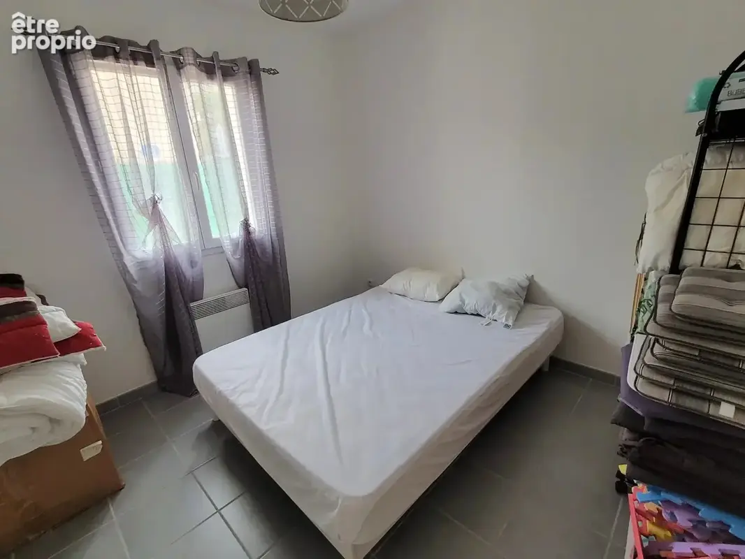 Maison de plain-pied avec piscine - 4 pièces - 82 m² - photo 11