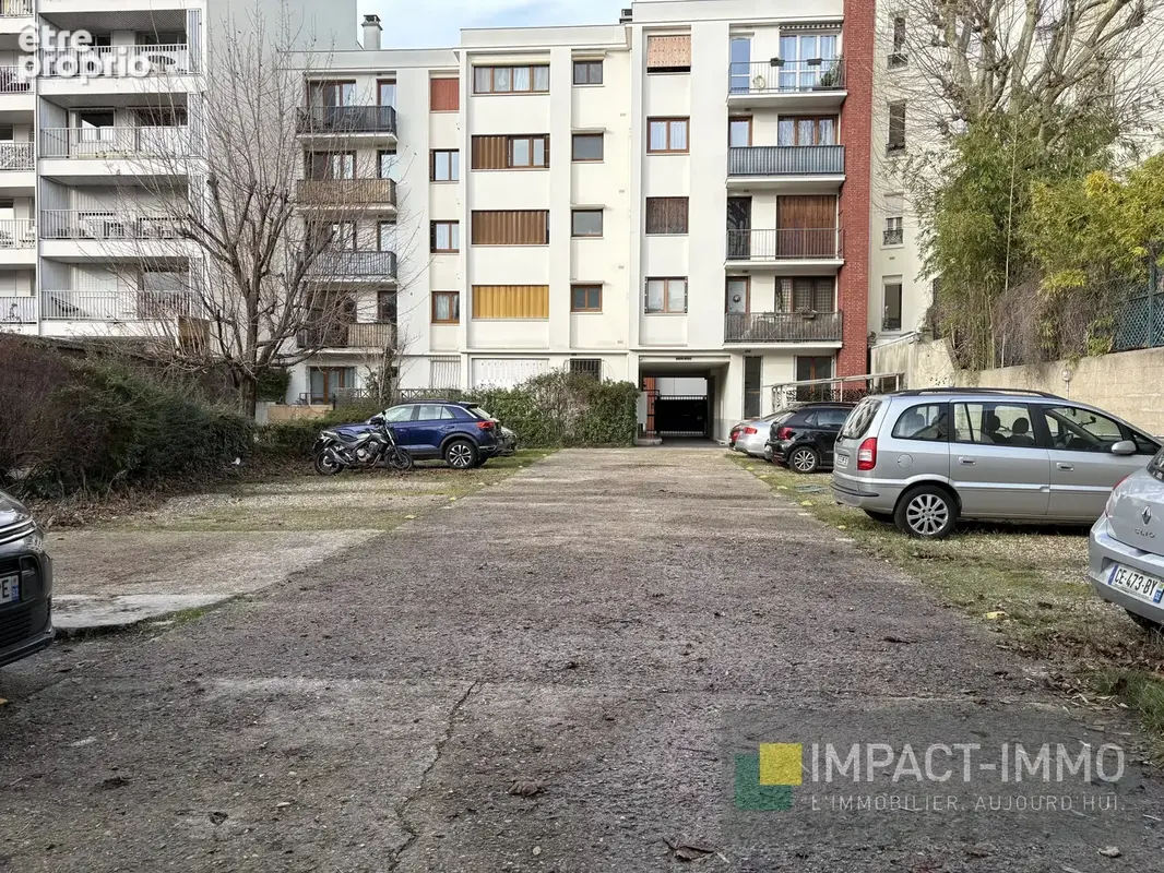Nouveauté ! Parking extérieur Gare d'Asnières - photo 3