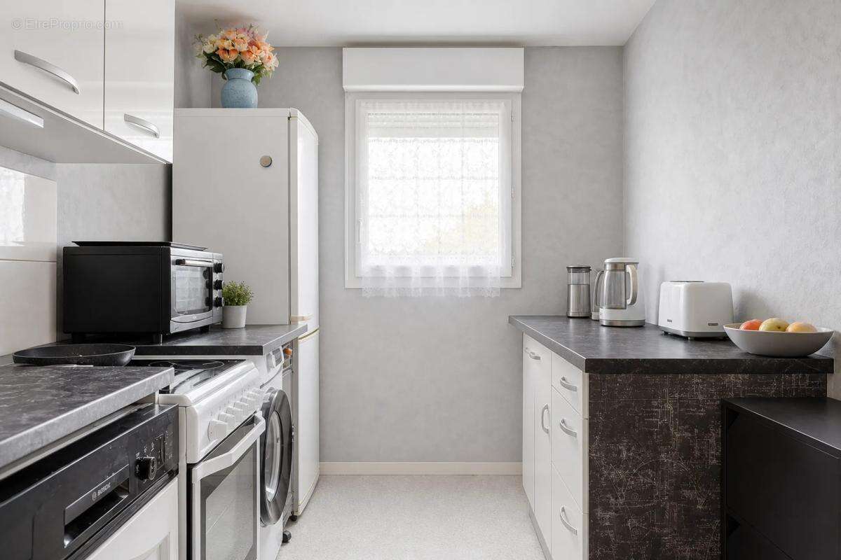 Appartement à VAL-DE-REUIL