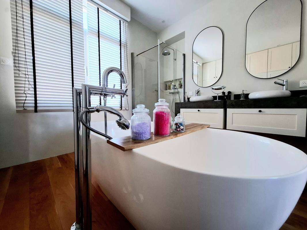 Maison à LA ROCHELLE