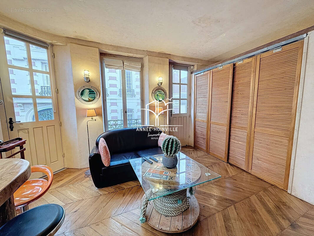 Appartement à TROUVILLE-SUR-MER