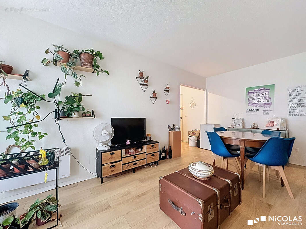 Appartement à BORDEAUX