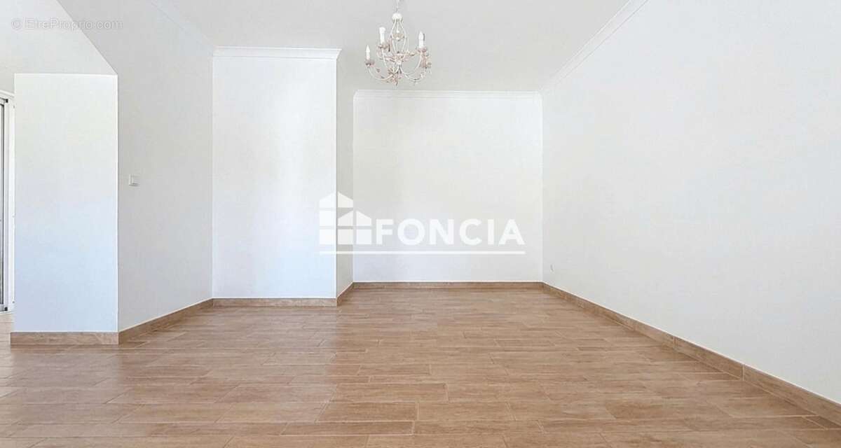 Appartement à SOMMIERES