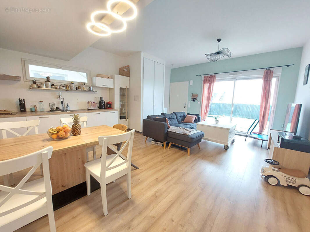 Appartement à SAINT-JACQUES-DE-LA-LANDE