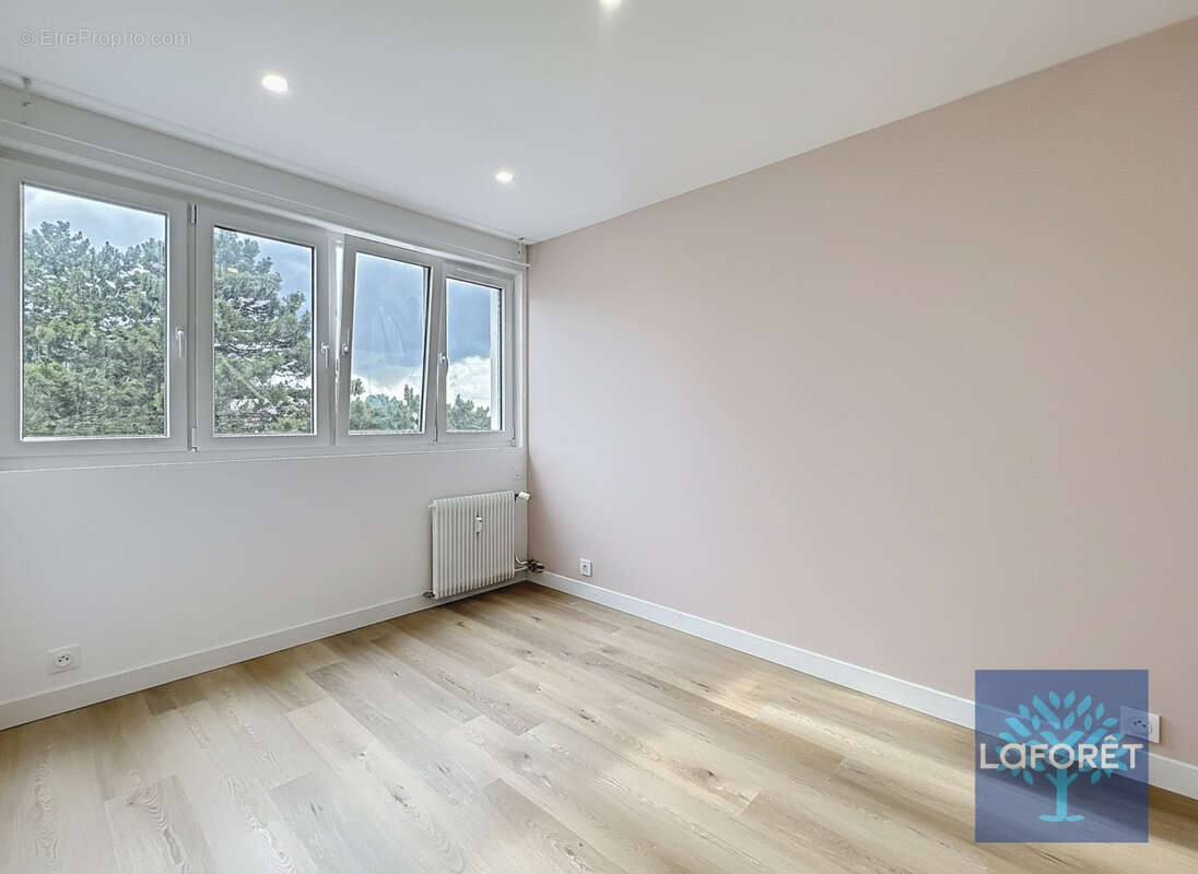 Appartement à HEROUVILLE-SAINT-CLAIR