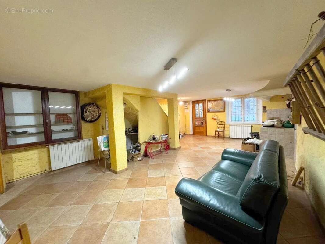 Appartement à SIX-FOURS-LES-PLAGES