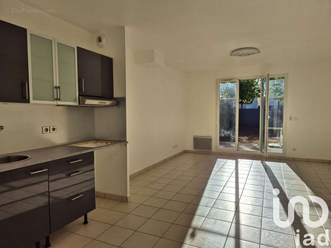 Maison 60 m² à Saint-Pierre-Du-Perray  - photo 8