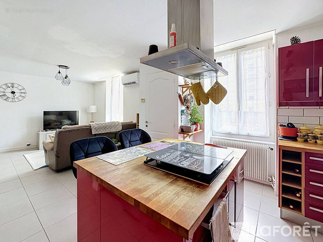 Appartement à BOURGOIN-JALLIEU